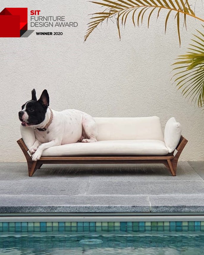 ספת HOS'A עם סמל הזכייה ב-SIT Furniture Design Award 2020